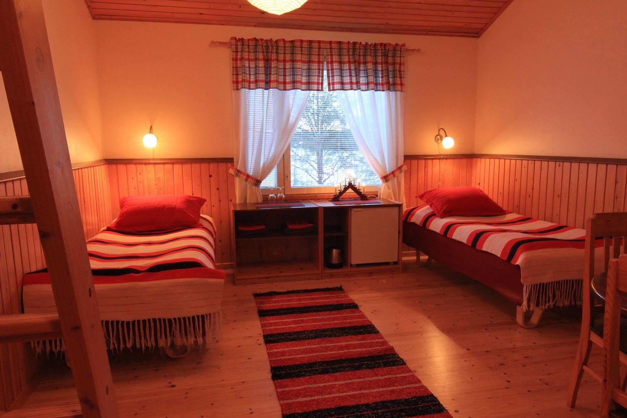Seita Moekki, Aekaeslompolo Villa Exterior foto